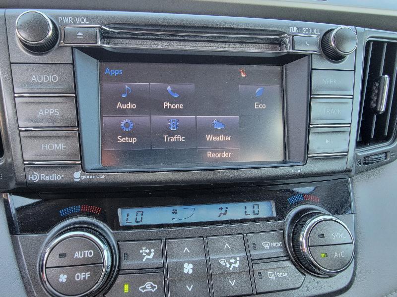 Toyota RAV4 XLE AWD 2015