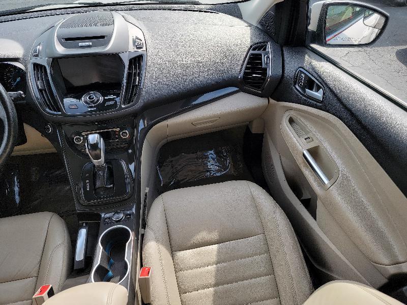 Ford Escape Titanium FWD 2016