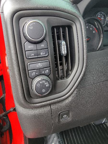 Chevrolet Silverado 1500 Limited Custom Crew Cab Short Box 4WD 2022