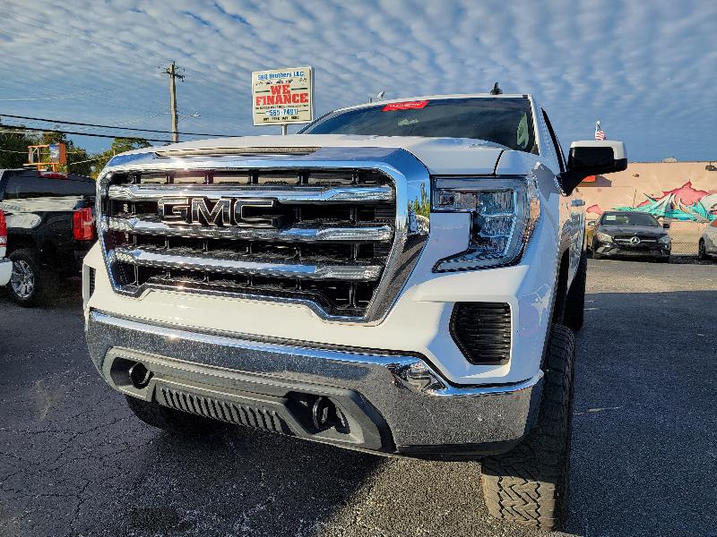 2019 GMC Sierra 1500 SLE Crew Cab Short Box 4WD