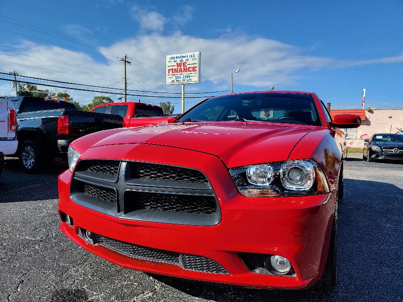 Dodge Charger R/T 2011