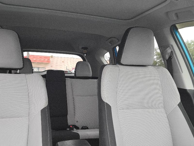 Toyota RAV4 XLE FWD 2017