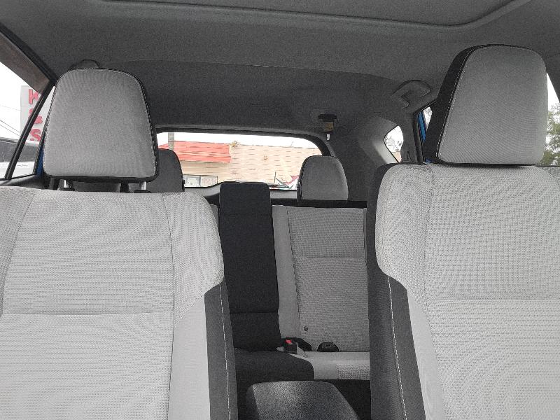 Toyota RAV4 XLE FWD 2017