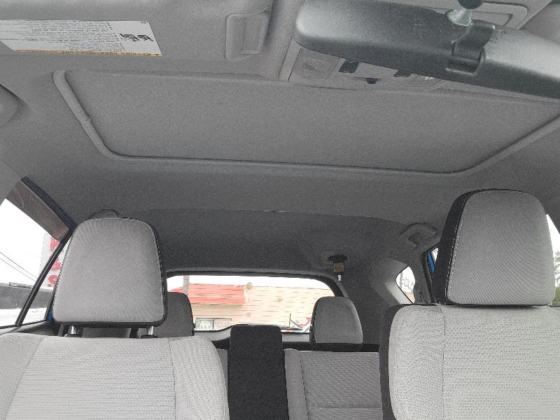 Toyota RAV4 XLE FWD 2017