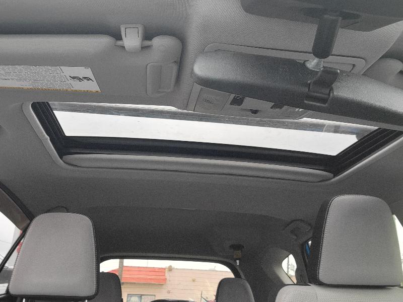 Toyota RAV4 XLE FWD 2017