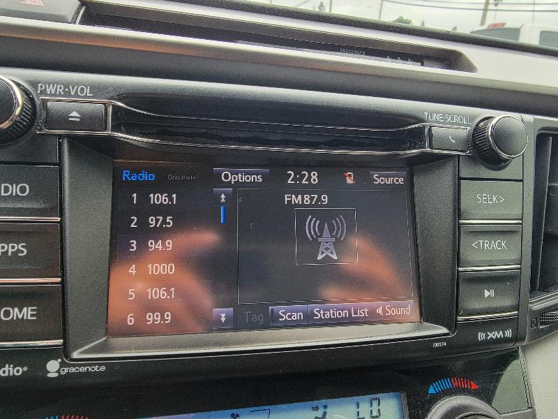 Toyota RAV4 XLE FWD 2017