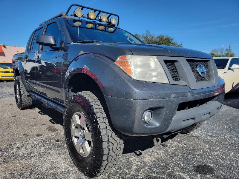 Nissan Frontier SL Crew Cab 4WD 2013