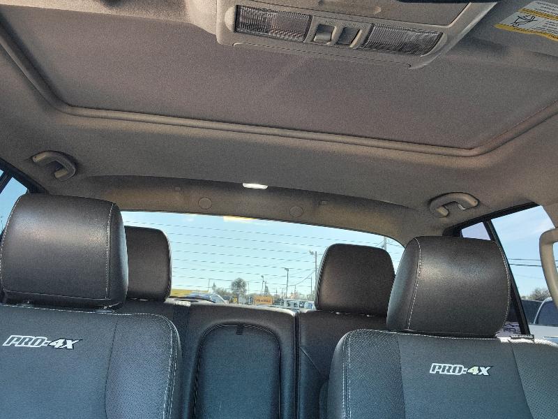 Nissan Frontier SL Crew Cab 4WD 2013