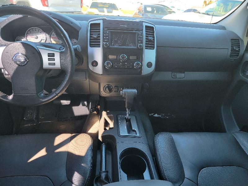 Nissan Frontier SL Crew Cab 4WD 2013