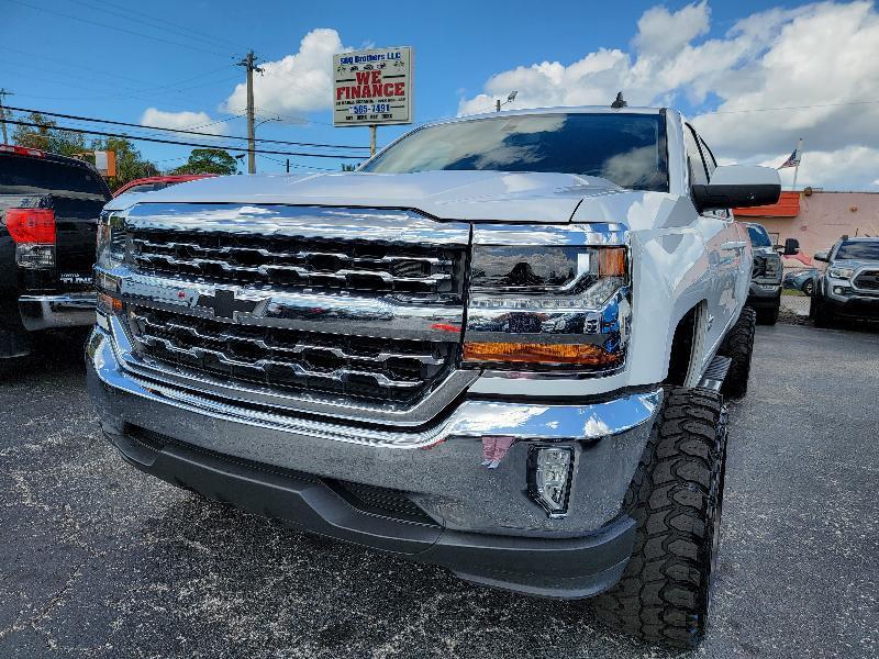 2018 Chevrolet Silverado 1500 LT Crew Cab 2WD