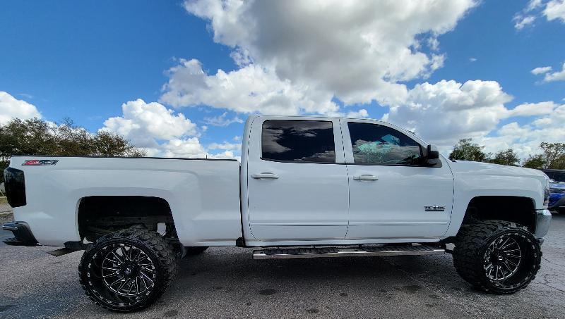 Chevrolet Silverado 1500 LT Crew Cab 2WD 2018