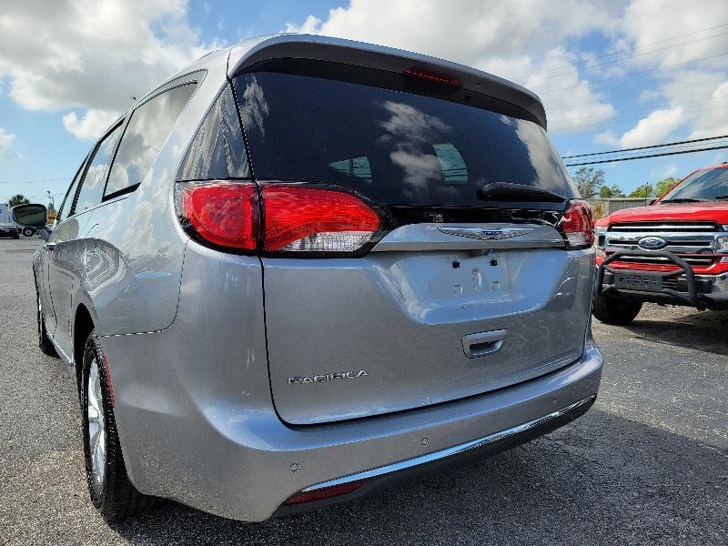 Chrysler Pacifica Touring-L 2019
