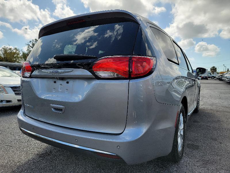 Chrysler Pacifica Touring-L 2019