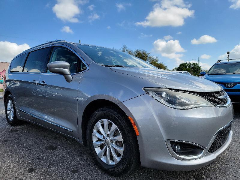 Chrysler Pacifica Touring-L 2019