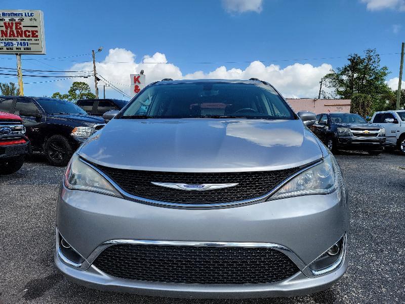 Chrysler Pacifica Touring-L 2019