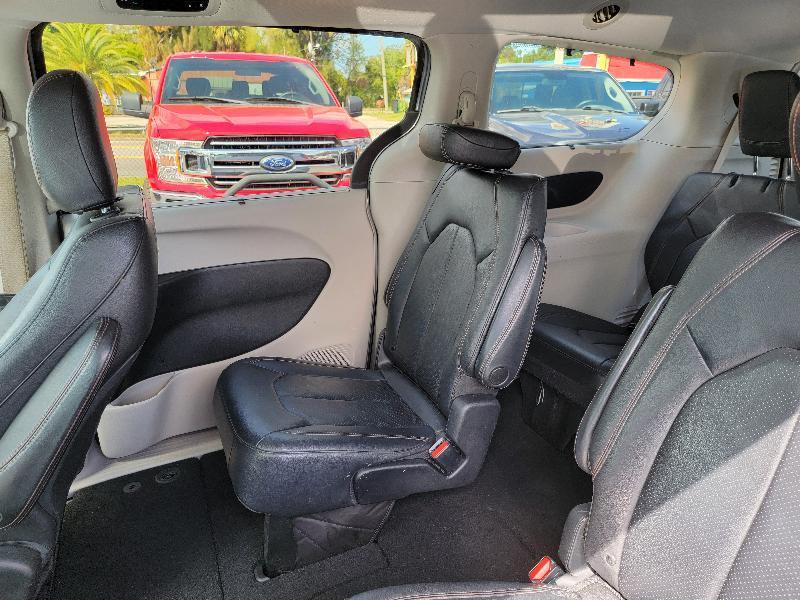 Chrysler Pacifica Touring-L 2019