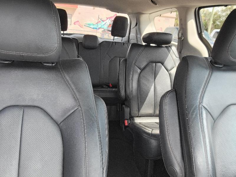 Chrysler Pacifica Touring-L 2019