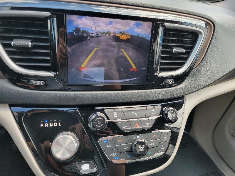 Chrysler Pacifica Touring-L 2019