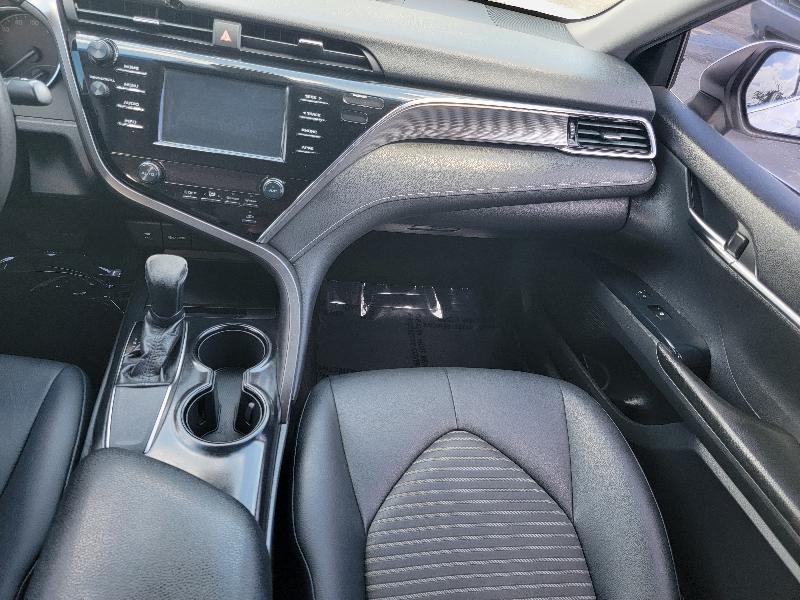 Toyota Camry SE 2018