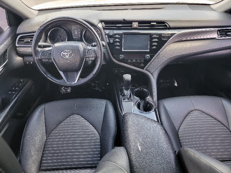 Toyota Camry SE 2018