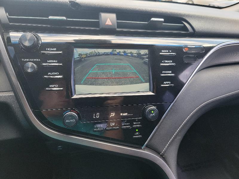 Toyota Camry SE 2018