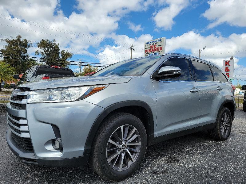 Toyota Highlander XLE FWD V6 2019