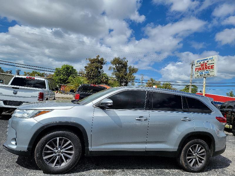 Toyota Highlander XLE FWD V6 2019