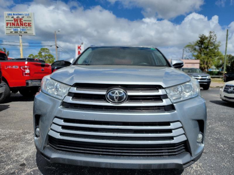 Toyota Highlander XLE FWD V6 2019