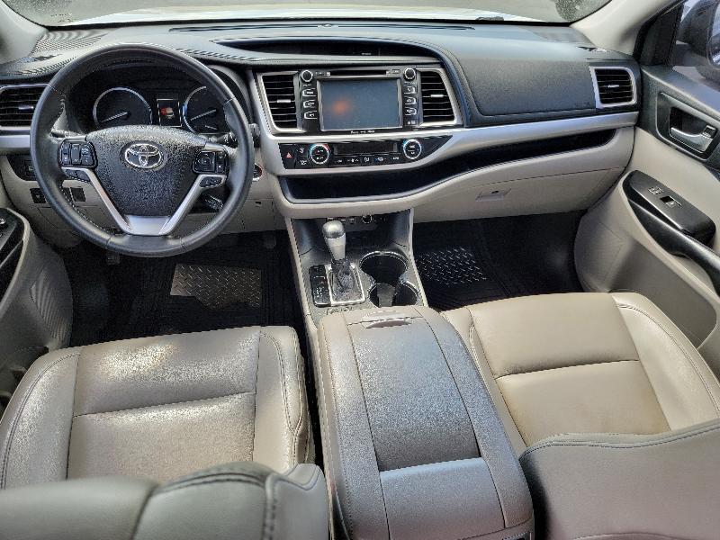 Toyota Highlander XLE FWD V6 2019