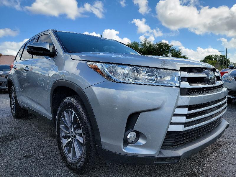 Toyota Highlander XLE FWD V6 2019