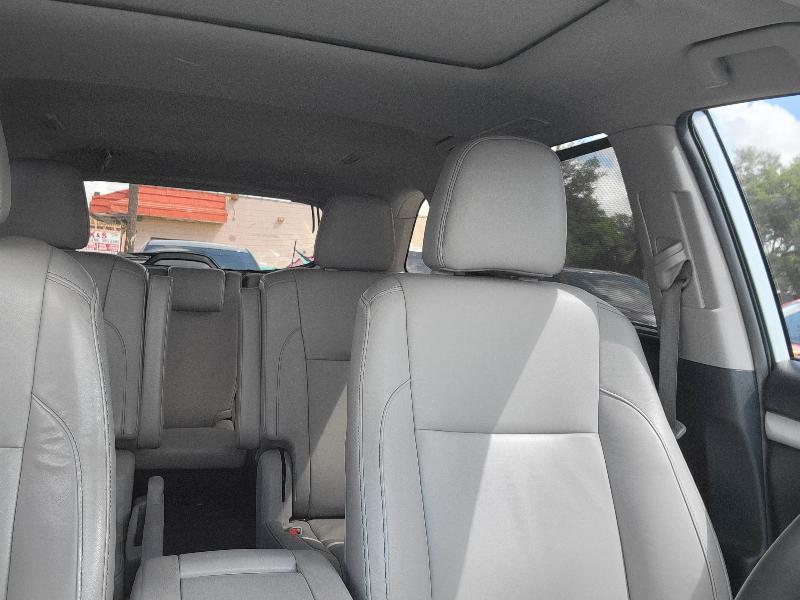 Toyota Highlander XLE FWD V6 2019
