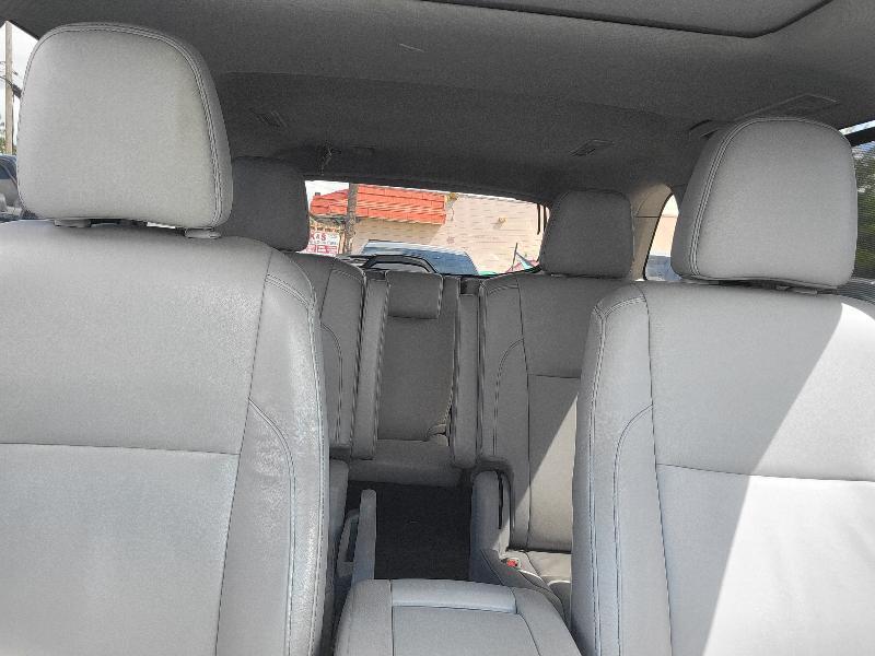 Toyota Highlander XLE FWD V6 2019