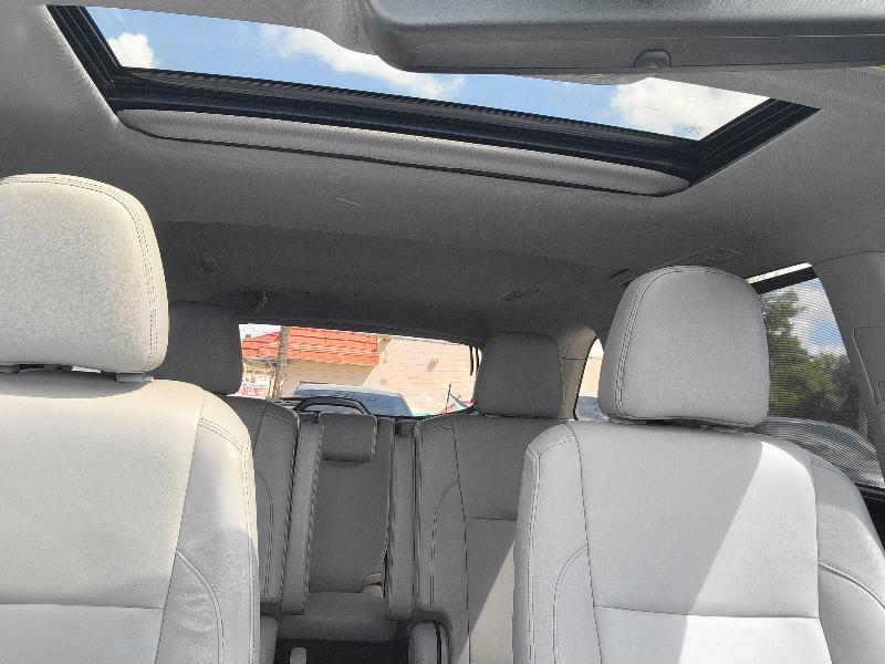 Toyota Highlander XLE FWD V6 2019