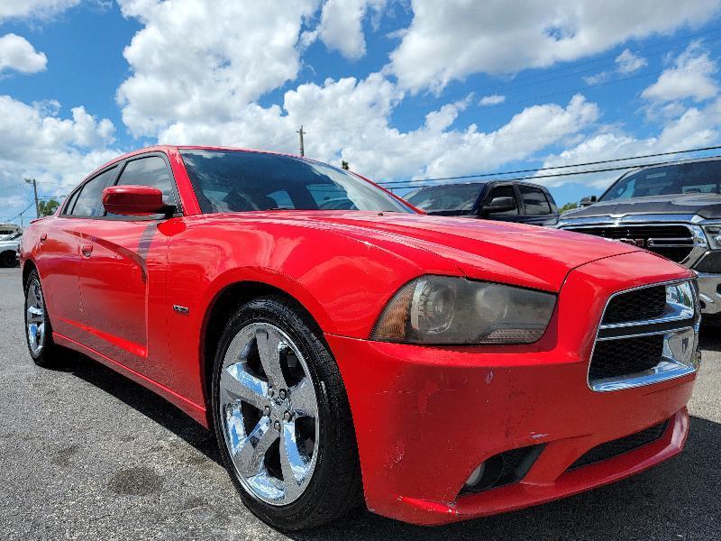 Dodge Charger 4dr Sdn RT Plus RWD 2014