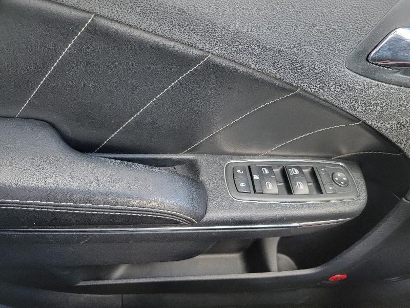 Dodge Charger 4dr Sdn RT Plus RWD 2014