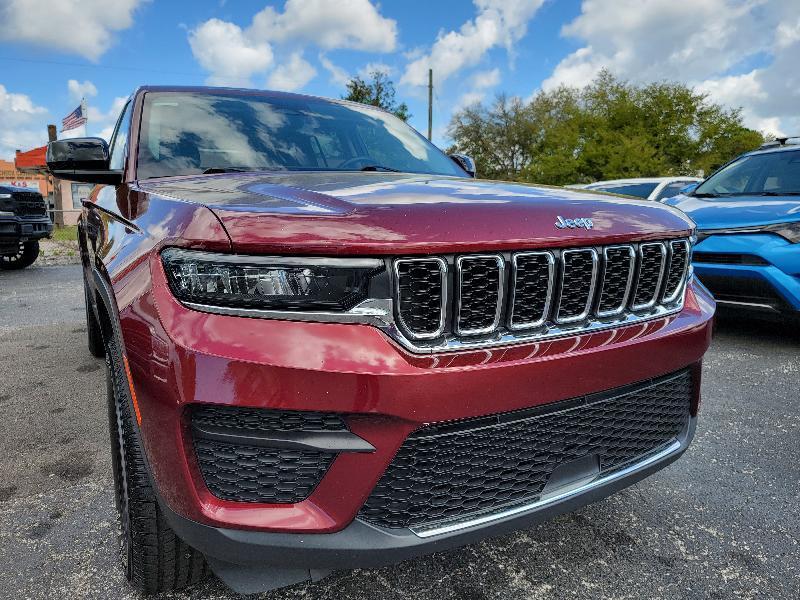 Jeep Grand Cherokee Laredo E 2WD 2022