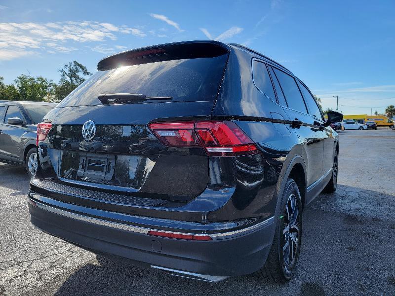 Volkswagen Tiguan SE 2021