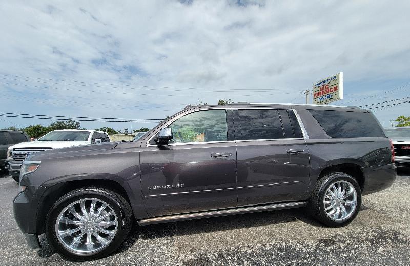 Chevrolet Suburban Premier 4WD 2017