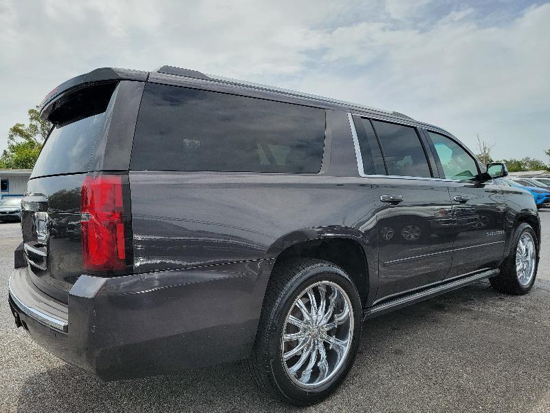Chevrolet Suburban Premier 4WD 2017