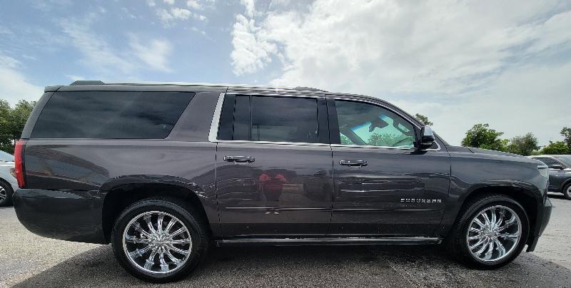 Chevrolet Suburban Premier 4WD 2017