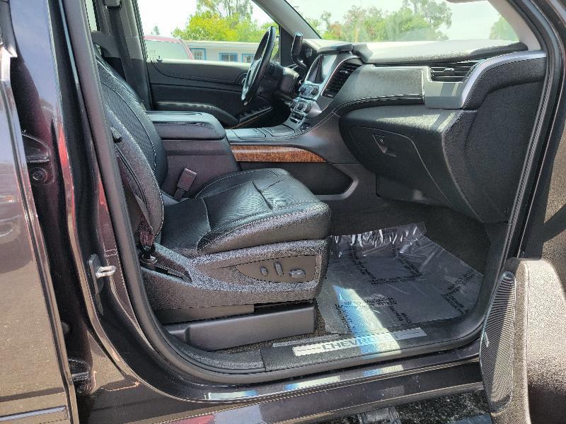 Chevrolet Suburban Premier 4WD 2017