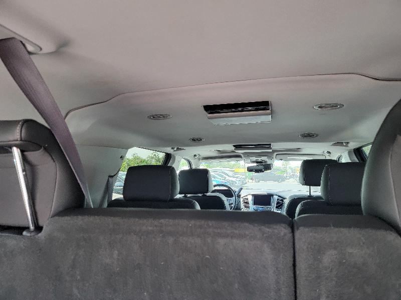 Chevrolet Suburban Premier 4WD 2017