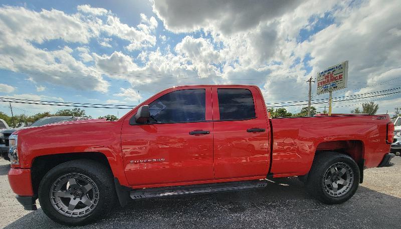 Chevrolet Silverado 1500 2WD Double Cab 143.5" Custom 2016