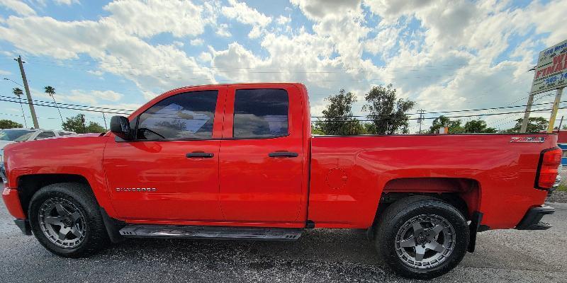 Chevrolet Silverado 1500 2WD Double Cab 143.5" Custom 2016