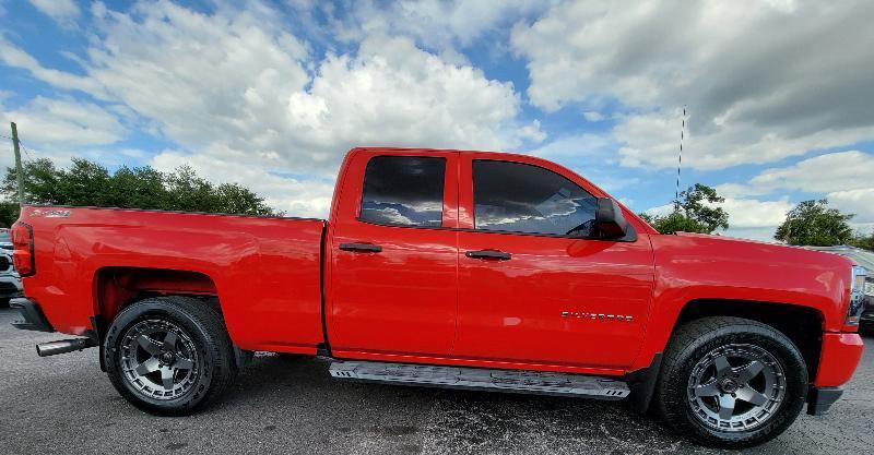 Chevrolet Silverado 1500 2WD Double Cab 143.5" Custom 2016