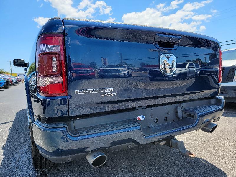 RAM 1500 Laramie Crew Cab SWB 2WD 2020