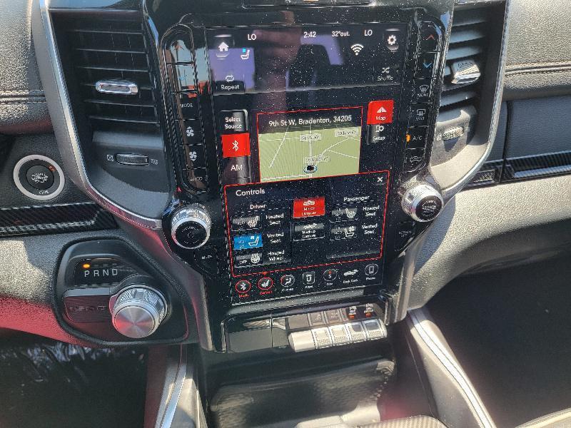 RAM 1500 Laramie Crew Cab SWB 2WD 2020