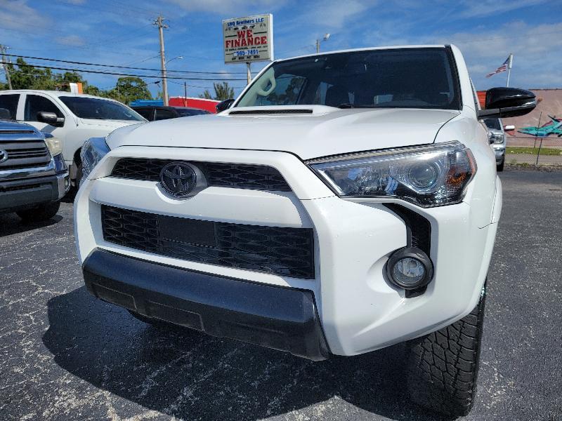 Toyota 4Runner TRD Sport Premium 4WD (Natl) 2020