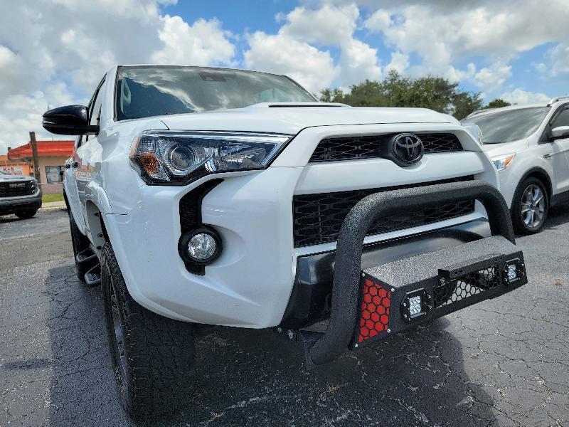 Toyota 4Runner TRD Sport Premium 4WD (Natl) 2020