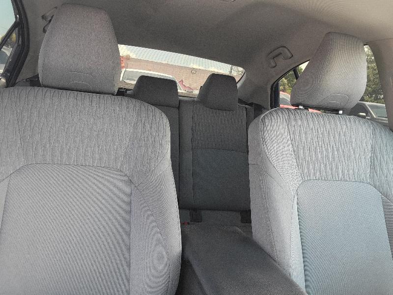 Toyota Camry Hybrid XLE 2025